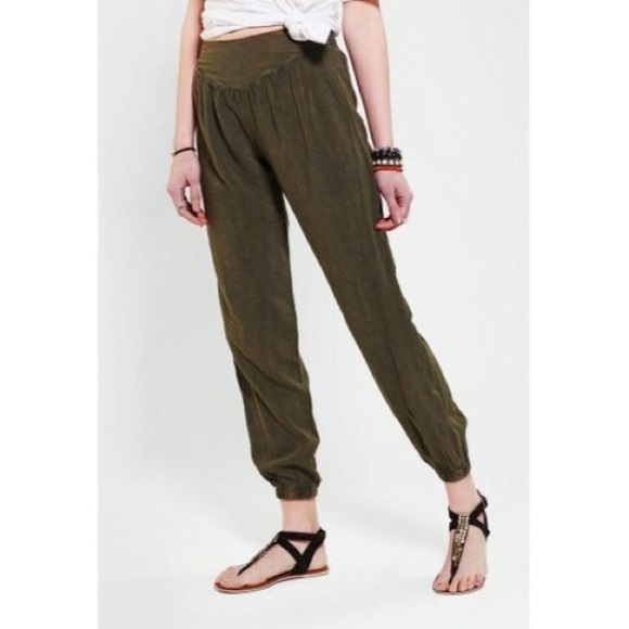 UO Staring At Stars Acidwash Lounge Pants - Picture 1 of 7
